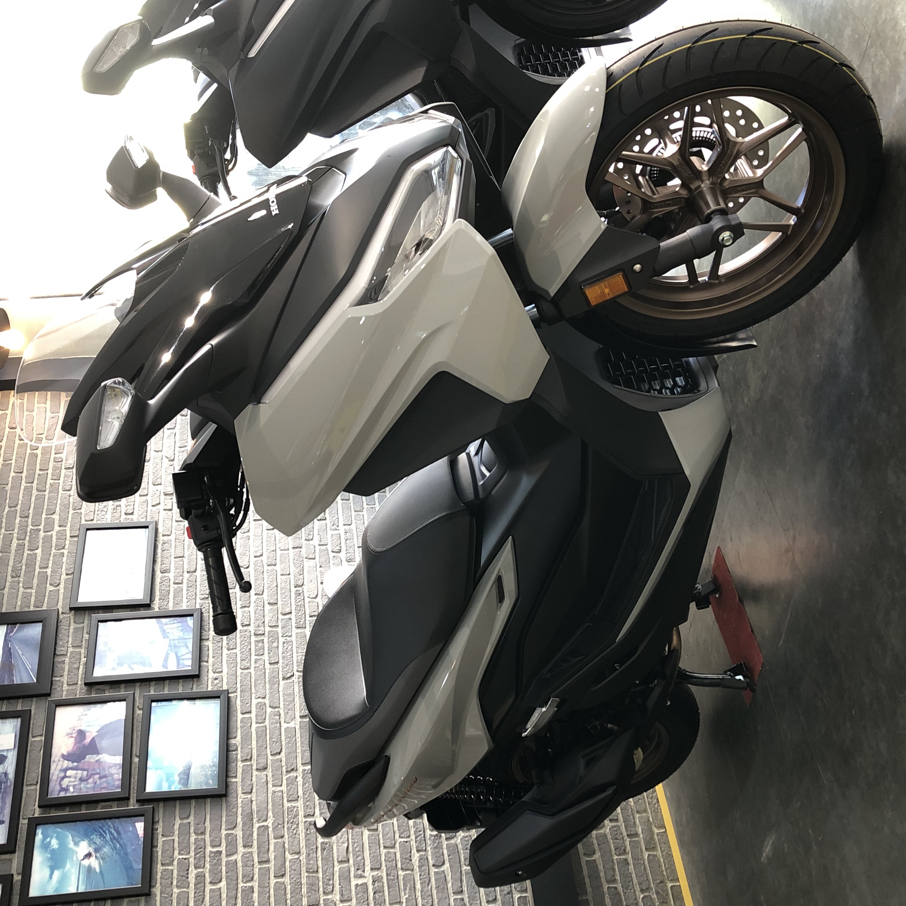 הונדה Forza 350